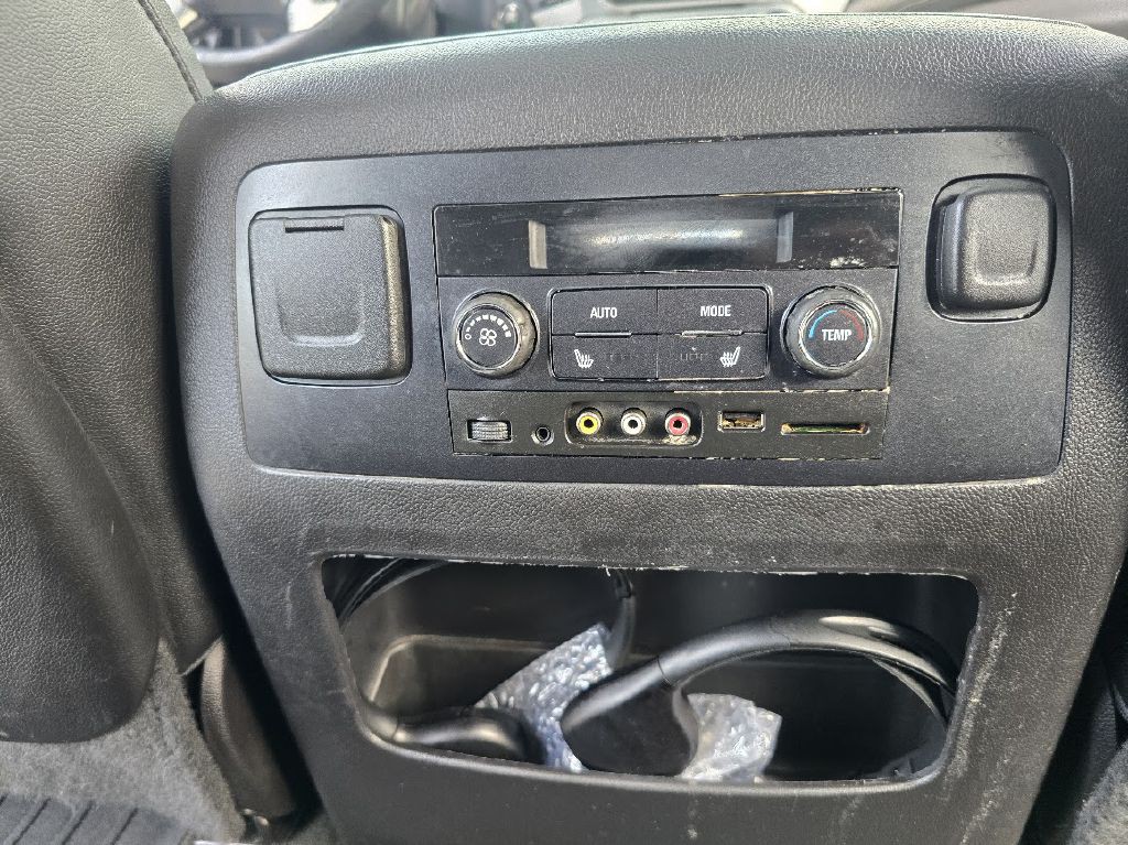 2015 GMC Yukon Image 27