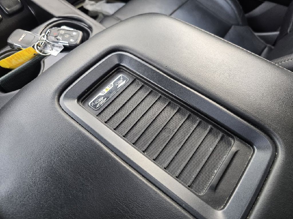 2015 GMC Yukon Image 35