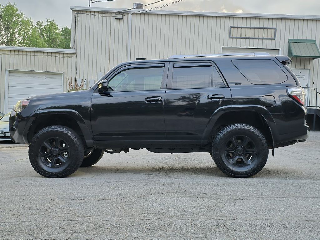 2018 Toyota 4Runner Image 4