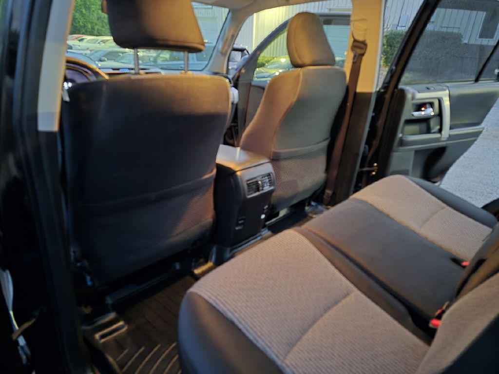 2018 Toyota 4Runner Image 13