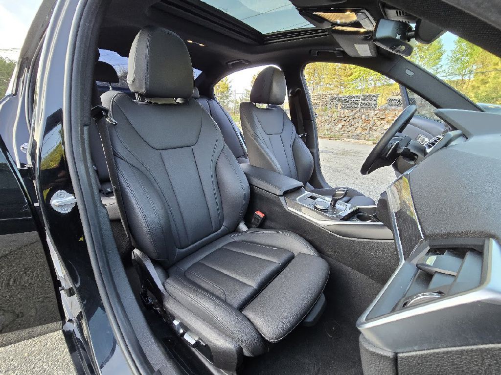 2020 BMW 3 Series Image 11