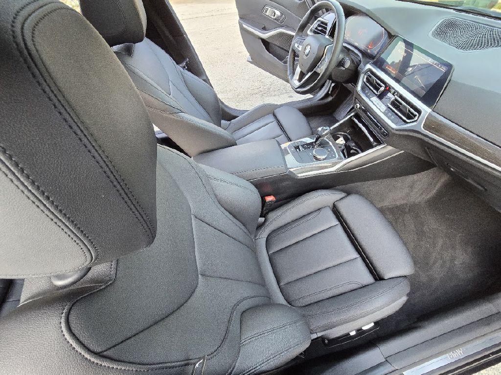2020 BMW 3 Series Image 13