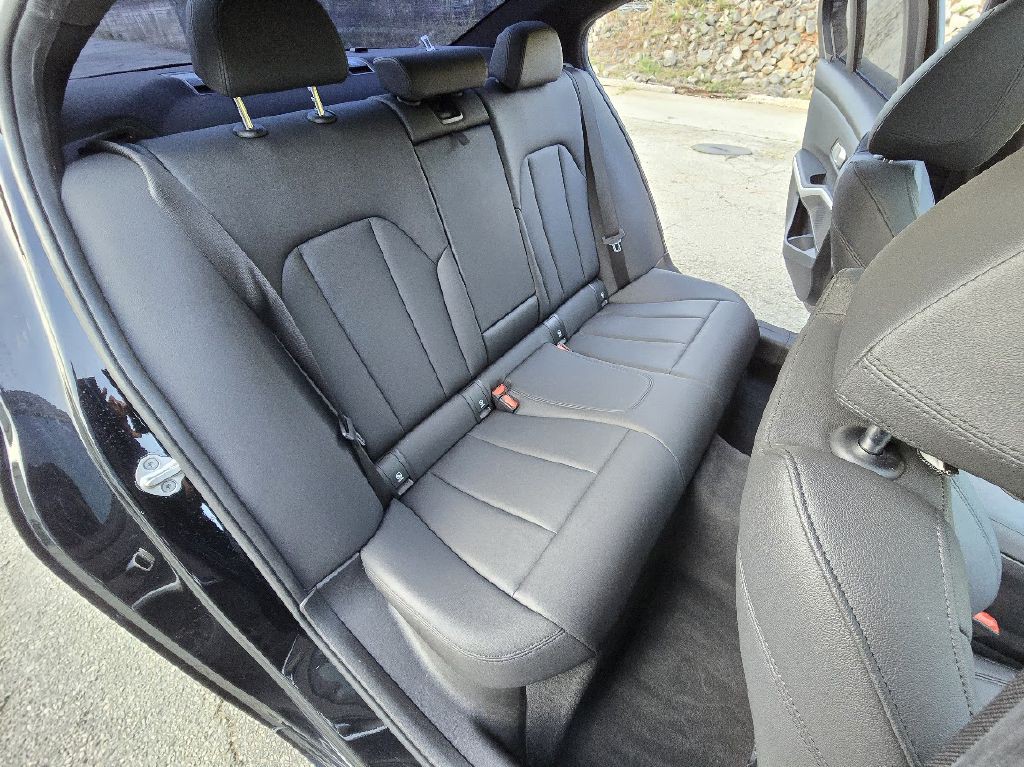 2020 BMW 3 Series Image 14