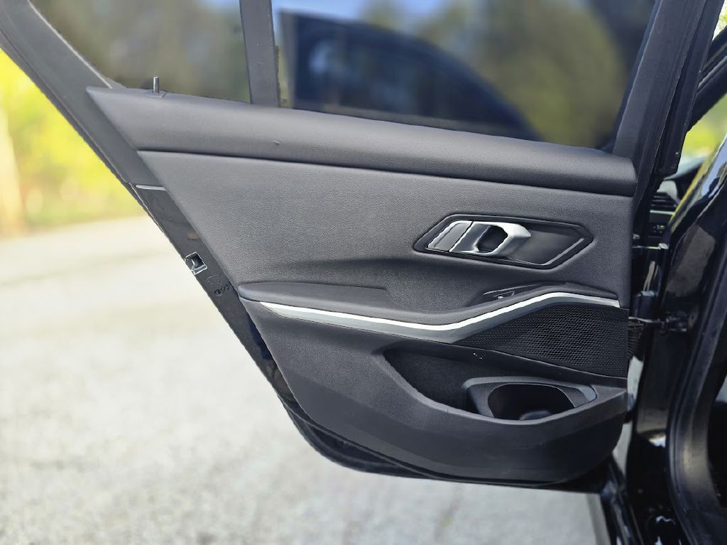 2020 BMW 3 Series Image 18