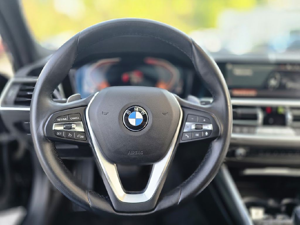 2020 BMW 3 Series Image 25
