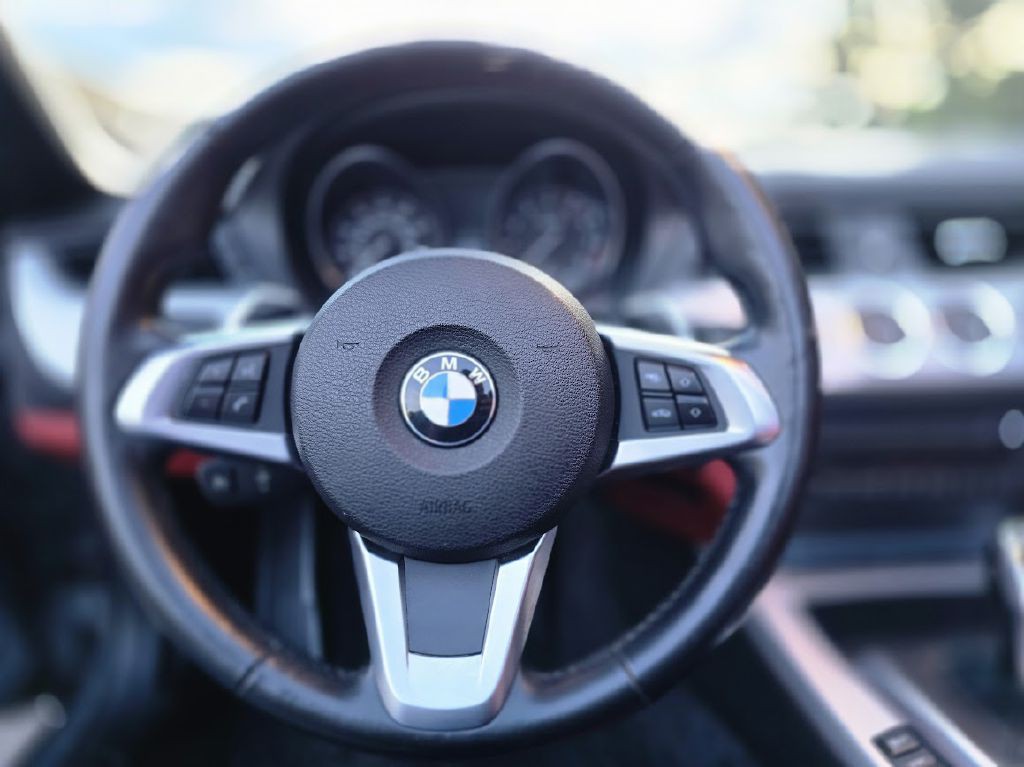2012 BMW Z4 Image 34