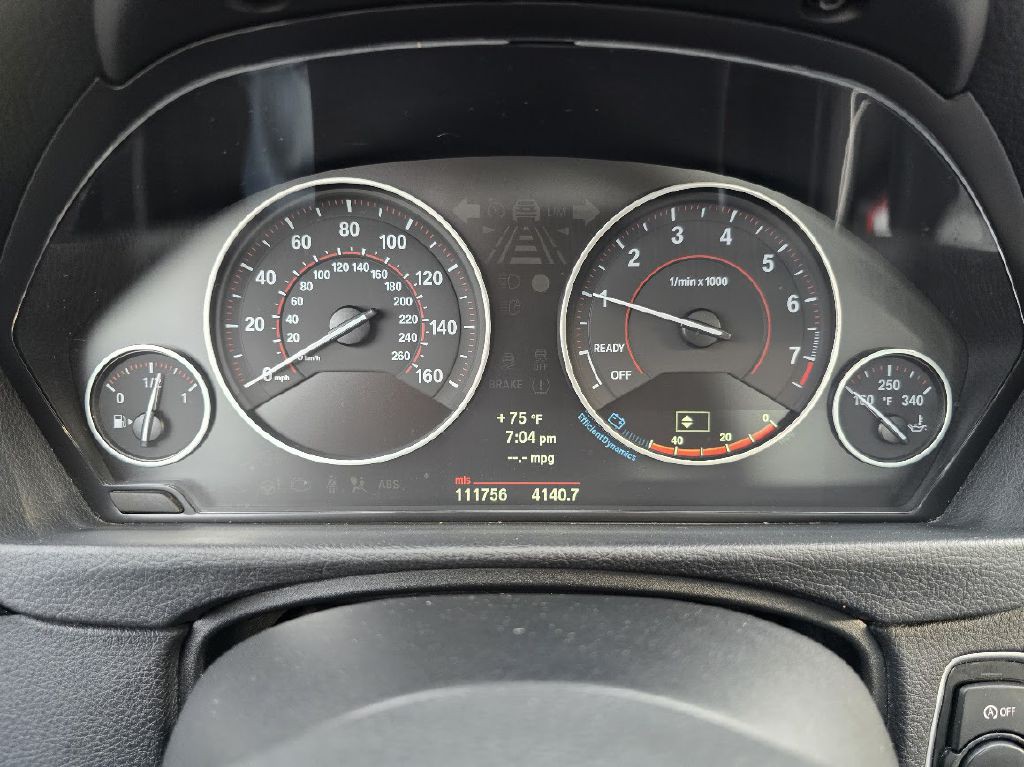 2012 BMW 3 Series Image 29