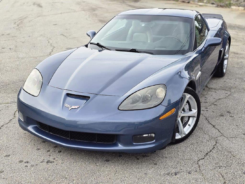 2011 Chevrolet Corvette Image 2
