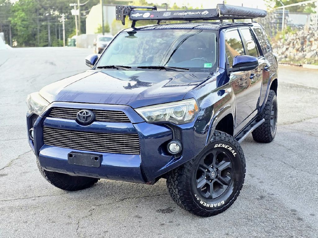 2016 Toyota 4Runner Image 3