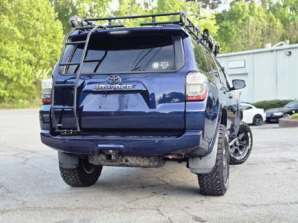 2016 Toyota 4Runner Image 4