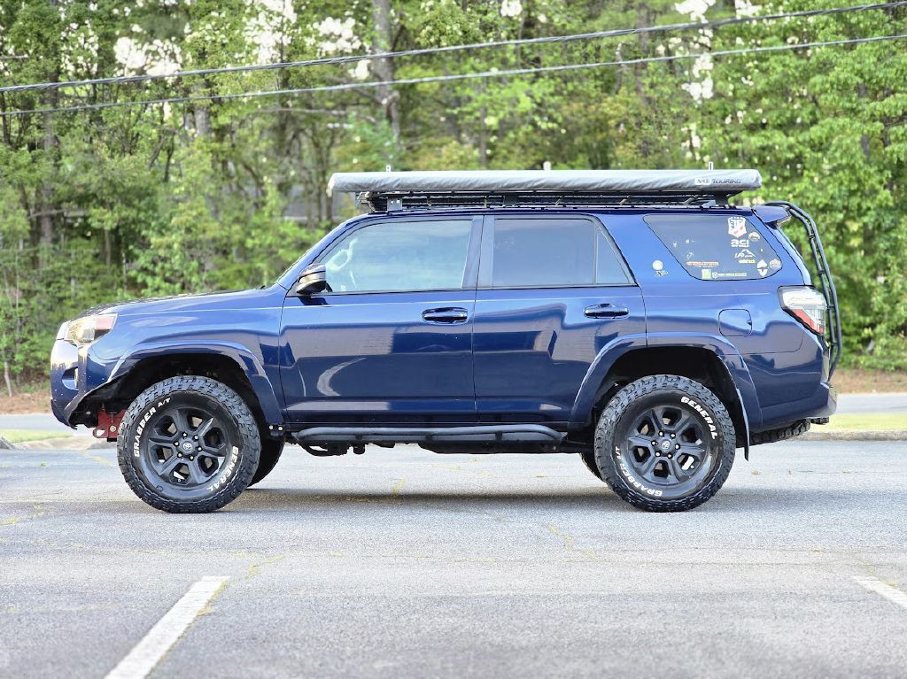 2016 Toyota 4Runner Image 5