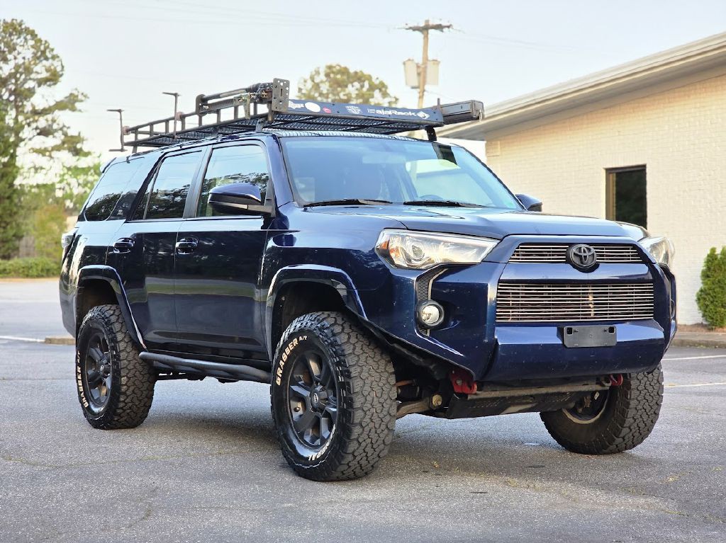 2016 Toyota 4Runner Image 11