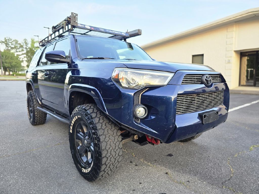 2016 Toyota 4Runner Image 12