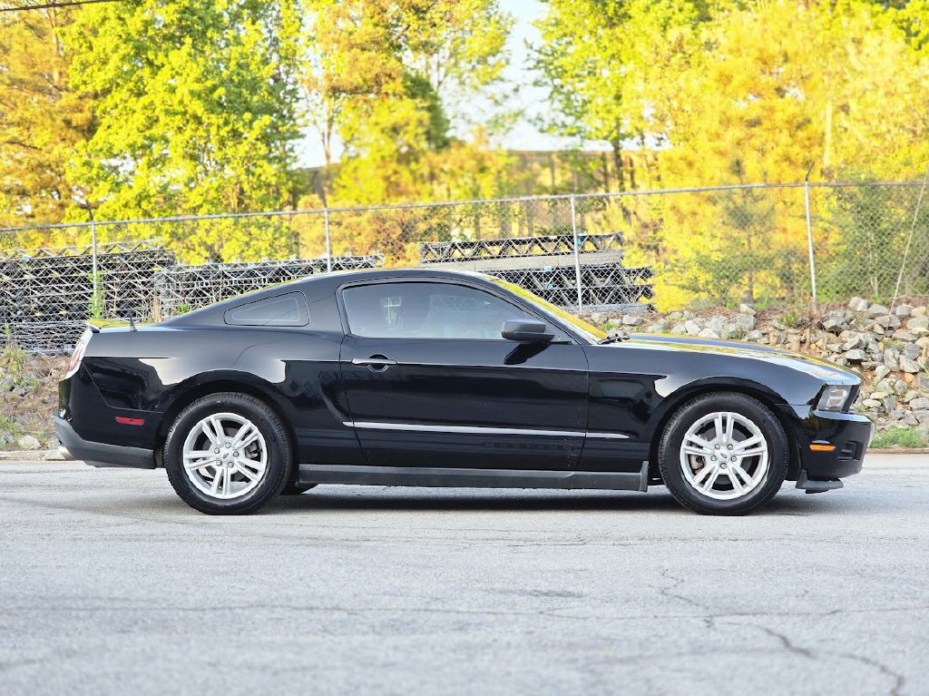 2012 Ford Mustang Image 8