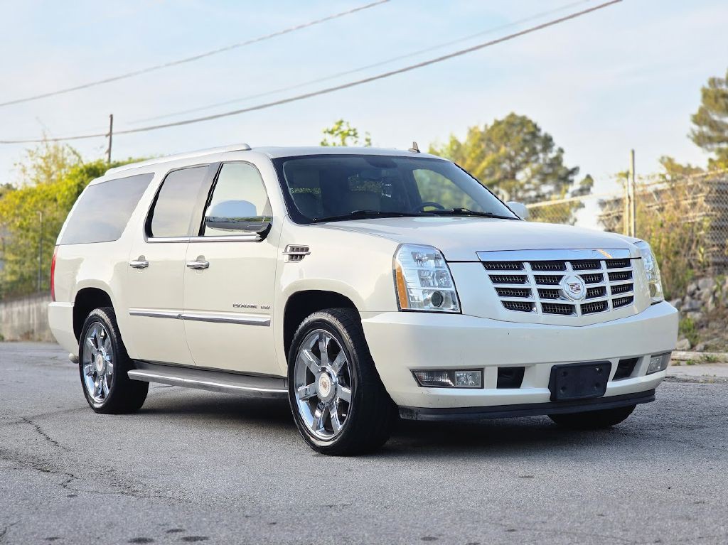 2013 Cadillac Escalade Image 10