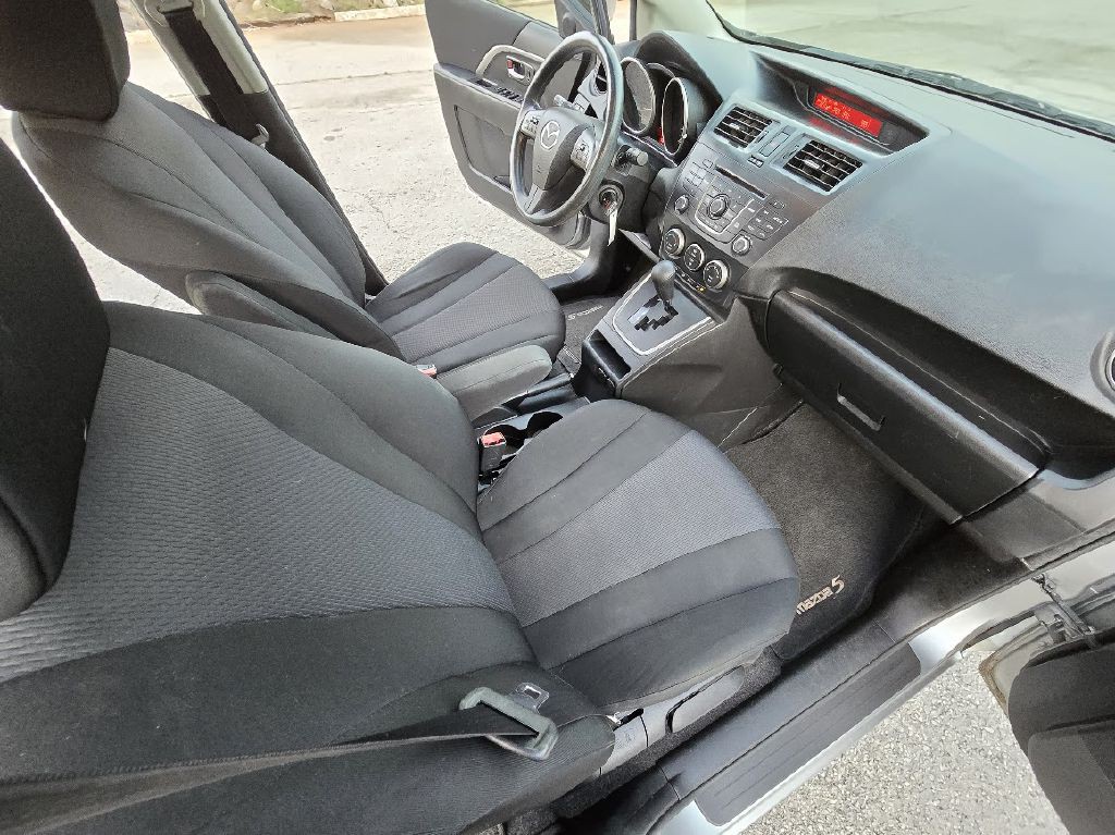 2014 Mazda Mazda5 Image 21