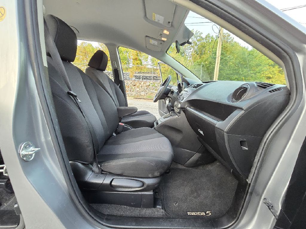 2014 Mazda Mazda5 Image 22