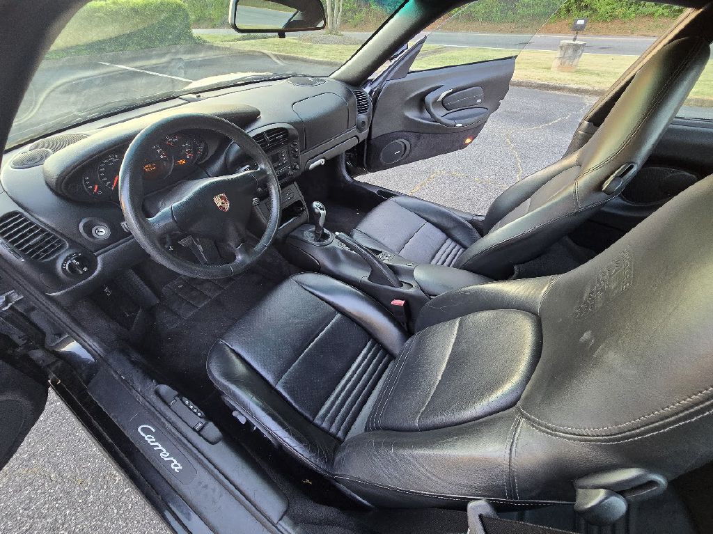 2002 Porsche 911 Image 20