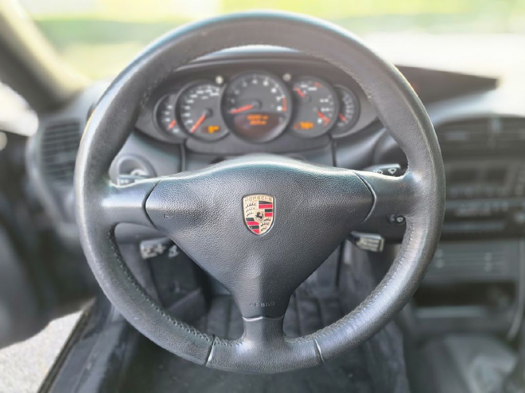 2002 Porsche 911 Image 29