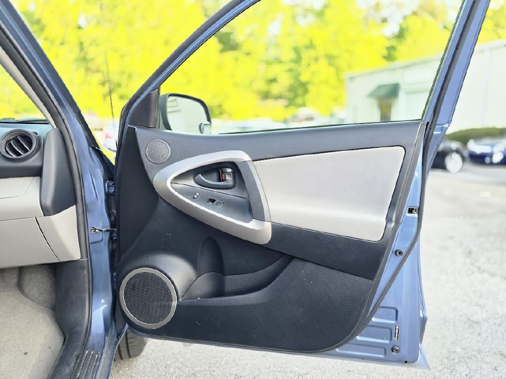 2008 Toyota Rav4 Image 26