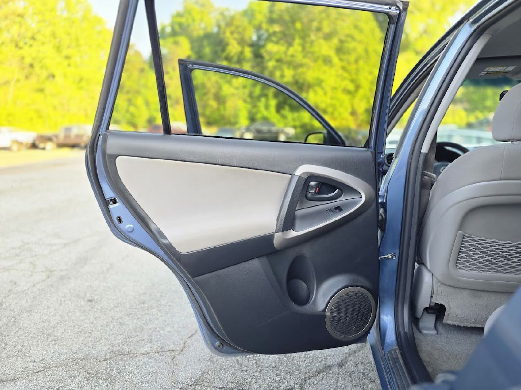 2008 Toyota Rav4 Image 28