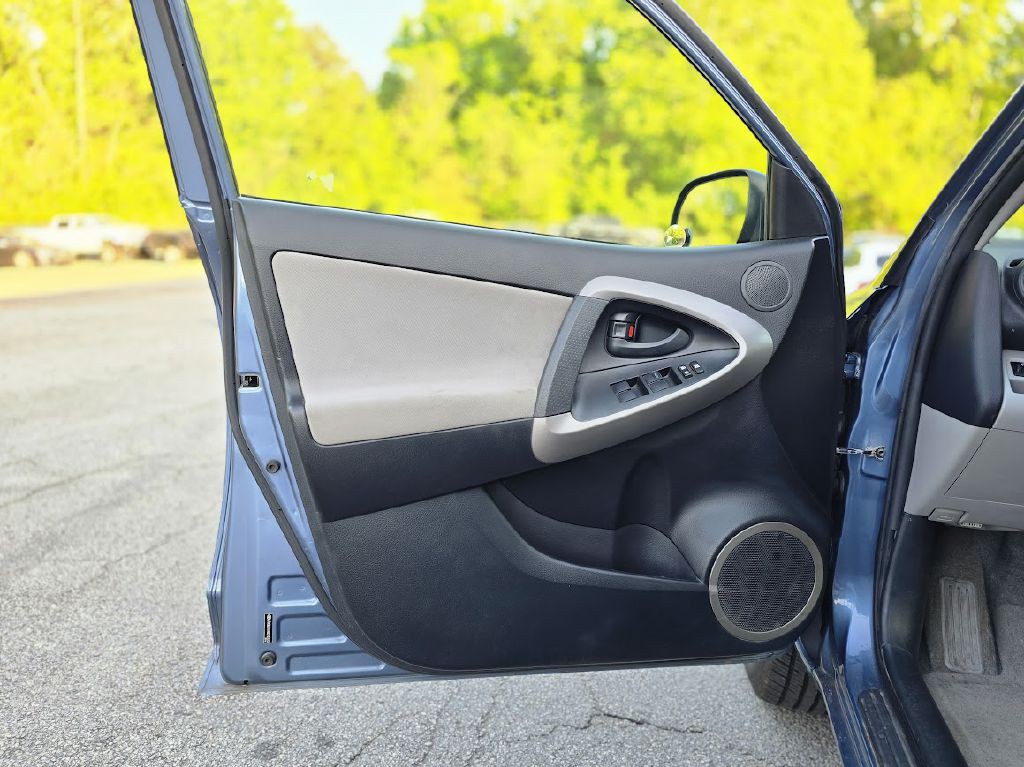 2008 Toyota Rav4 Image 29