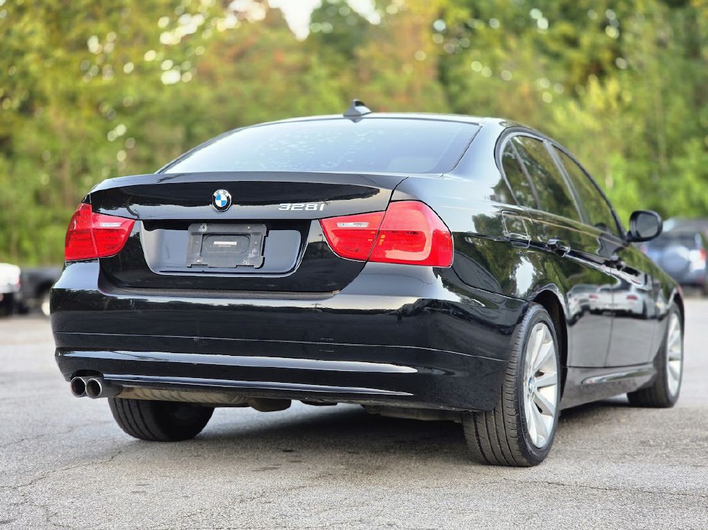 2009 BMW 3 Series Image 8