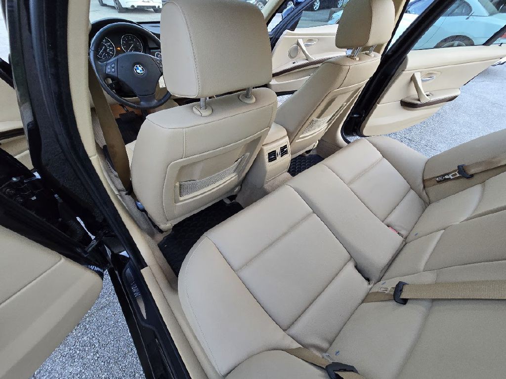 2009 BMW 3 Series Image 19