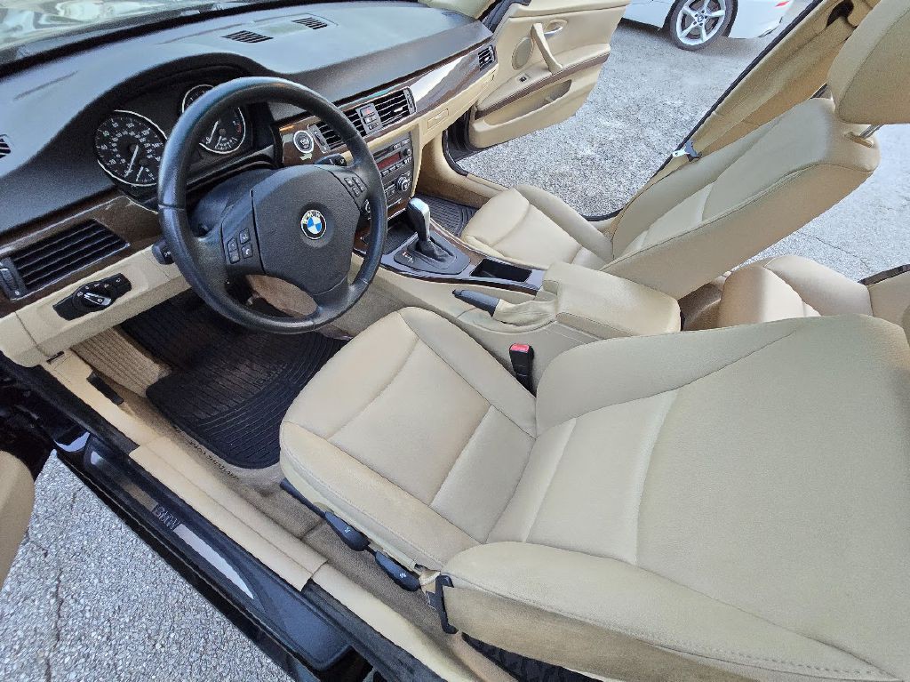 2009 BMW 3 Series Image 21