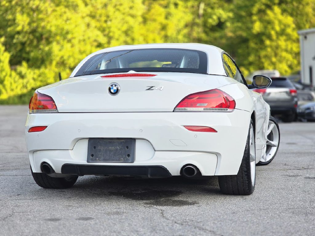 2011 BMW Z4 Image 6