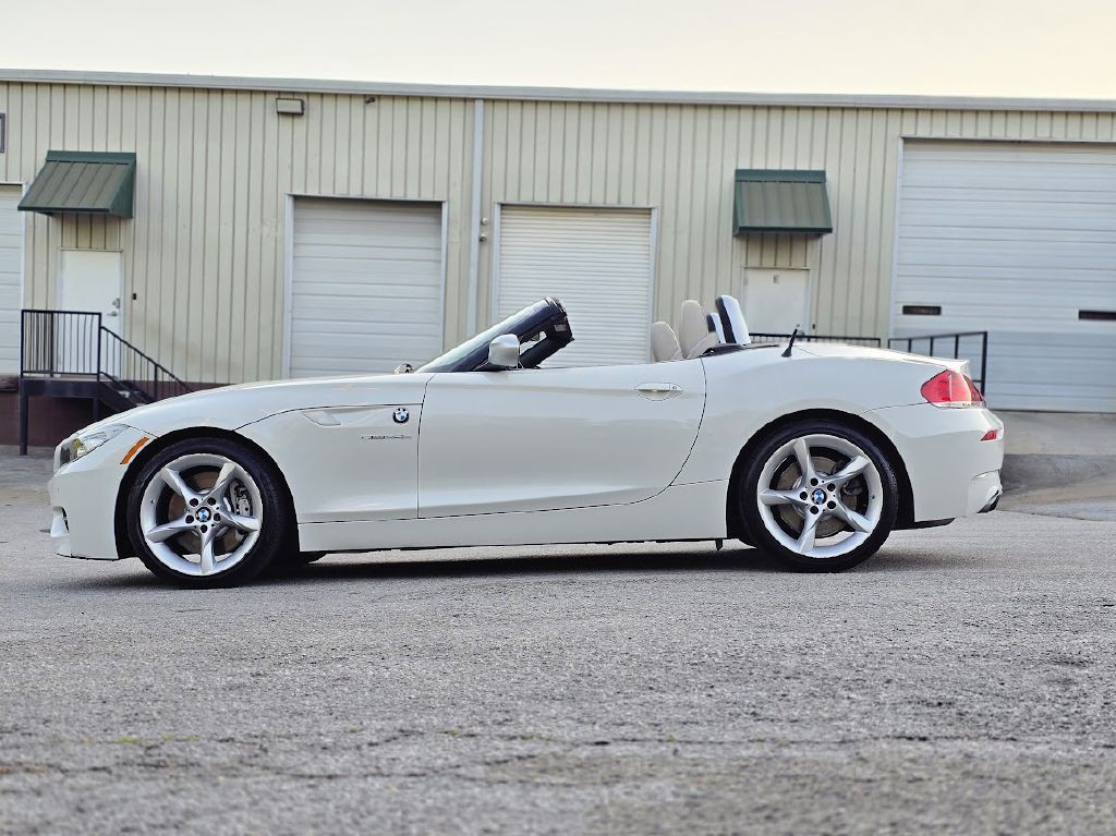 2011 BMW Z4 Image 7