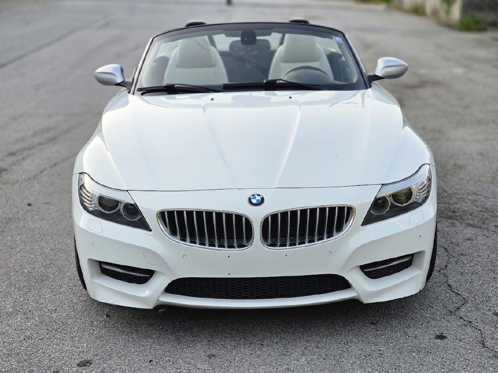 2011 BMW Z4 Image 17
