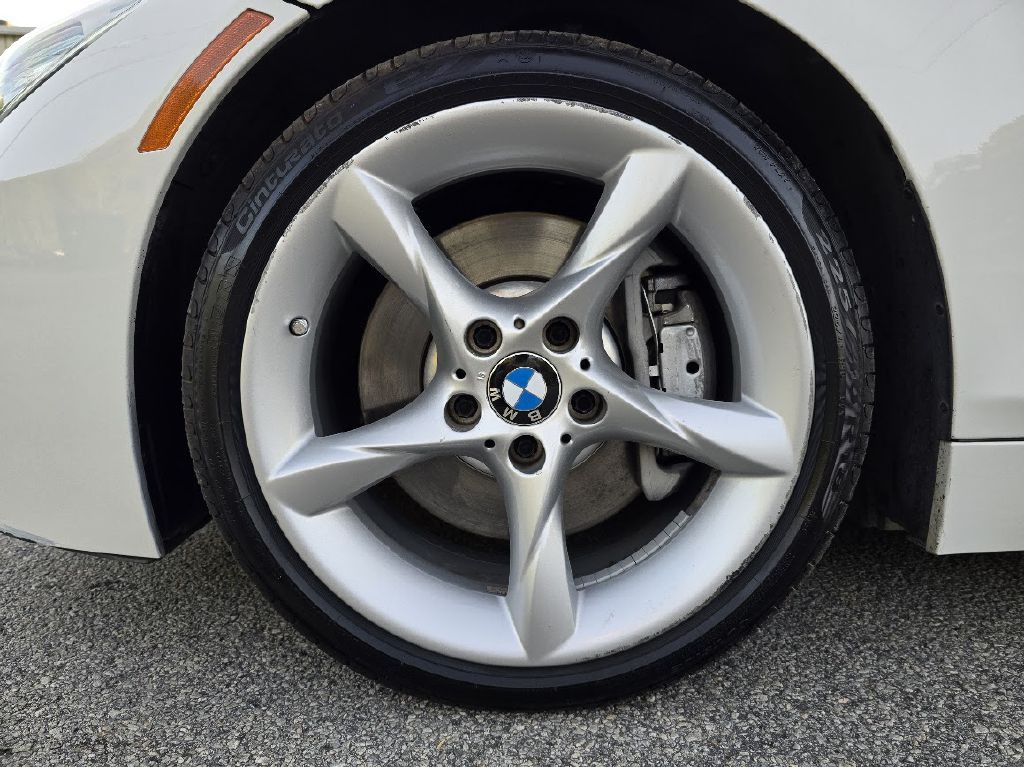 2011 BMW Z4 Image 19