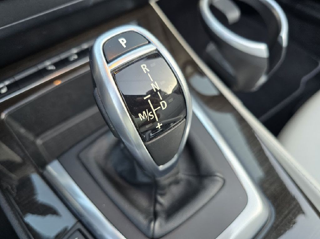 2011 BMW Z4 Image 35