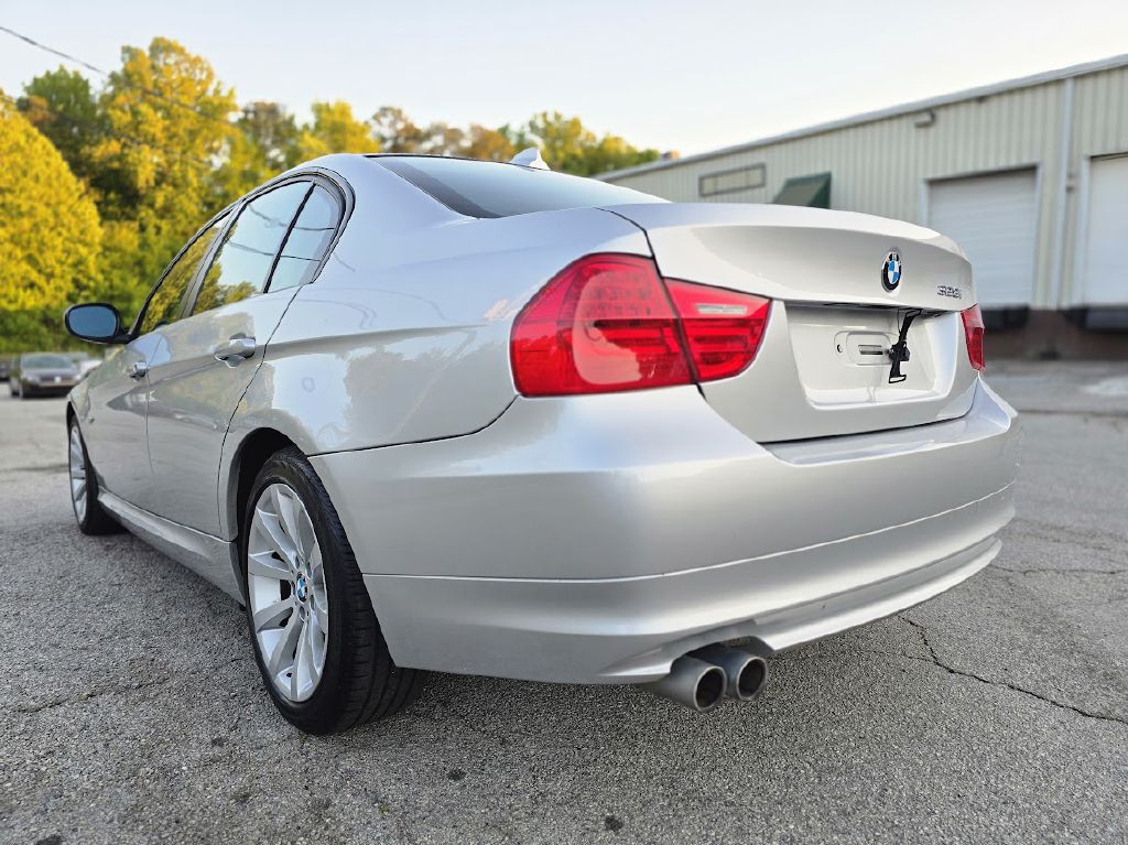 2009 BMW 3 Series Image 6