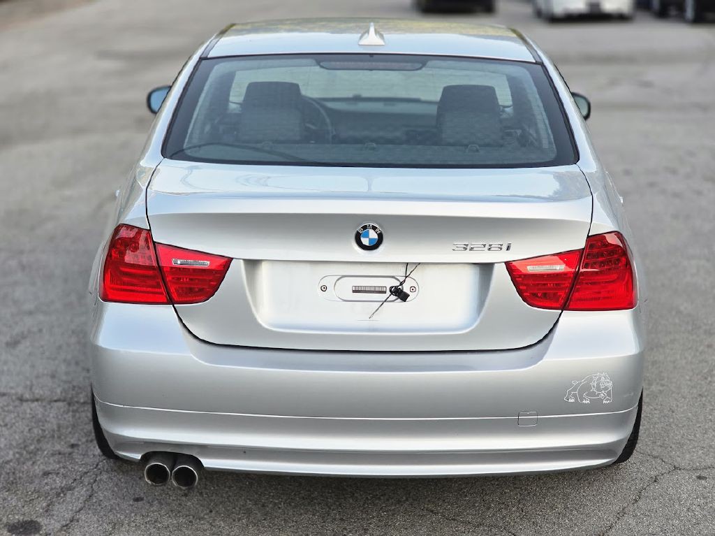 2009 BMW 3 Series Image 9