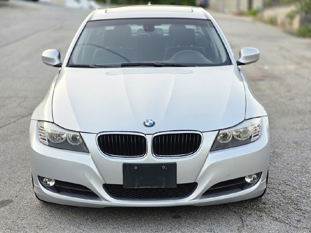 2009 BMW 3 Series Image 14
