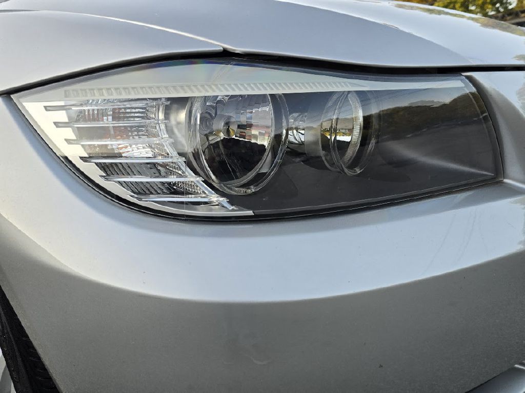2009 BMW 3 Series Image 22