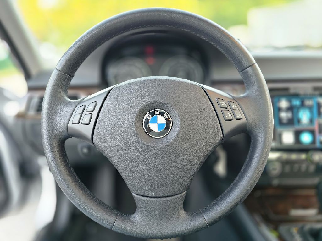 2009 BMW 3 Series Image 39