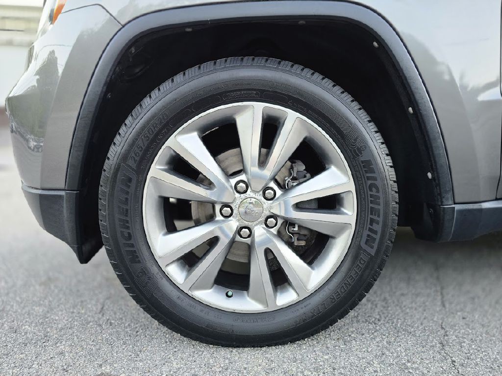 2013 Jeep Grand Cherokee Image 12