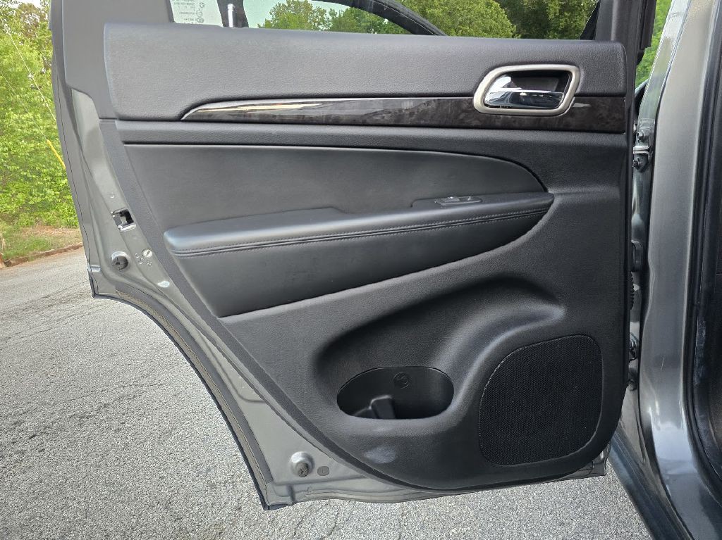 2013 Jeep Grand Cherokee Image 21