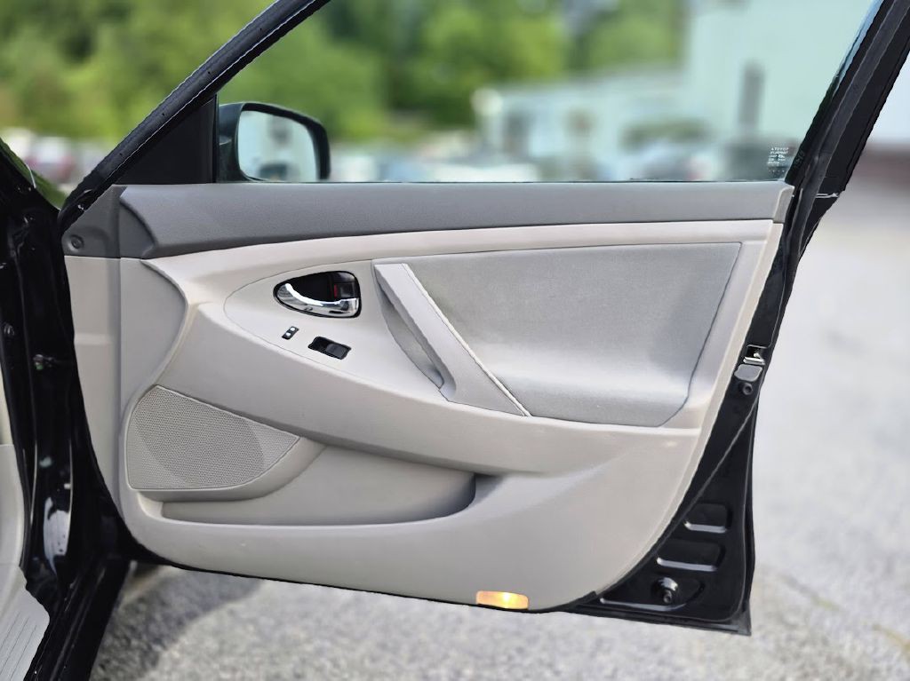 2008 Toyota Camry Image 24