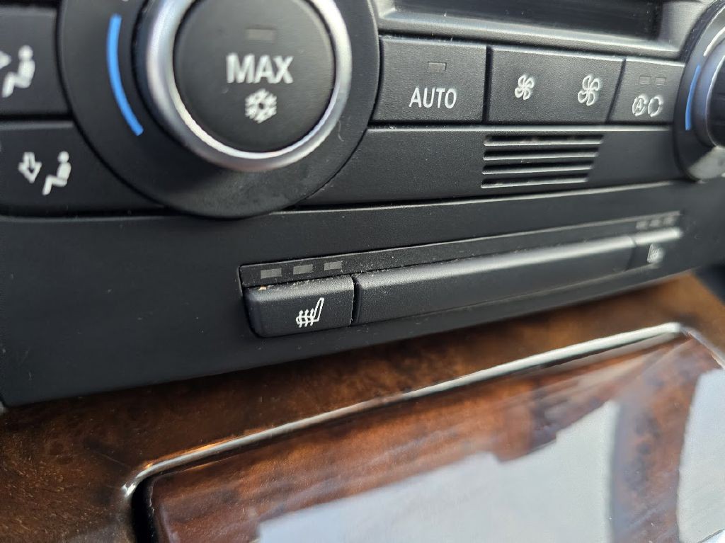 2009 BMW 3 Series Image 31