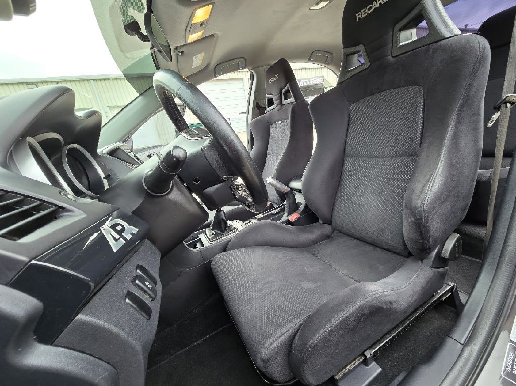 2014 Mitsubishi Lancer Image 35