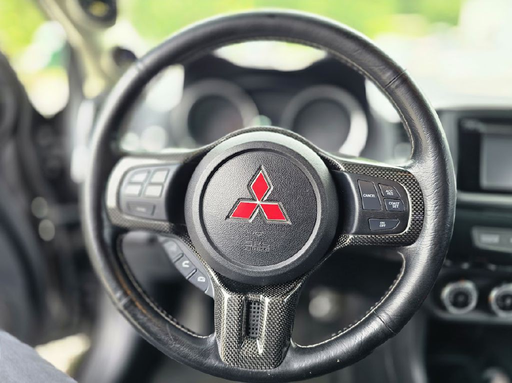 2014 Mitsubishi Lancer Image 40