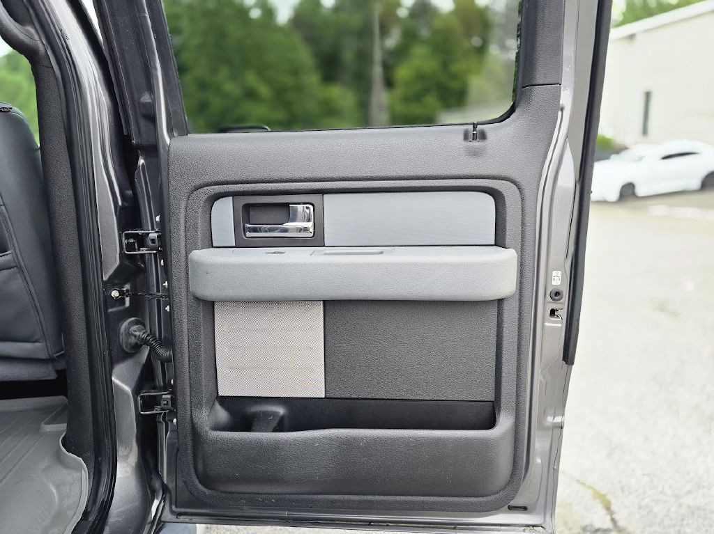 2014 Ford F-150 Image 28