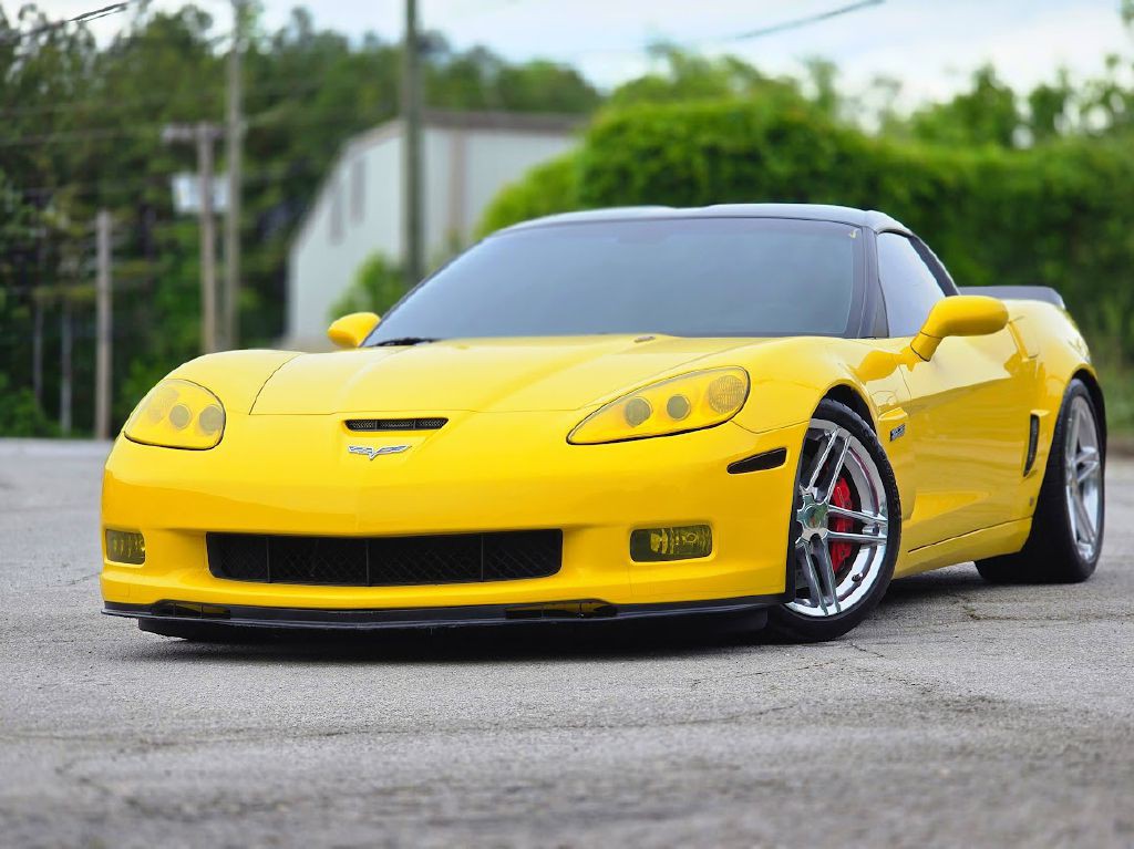 2006 Chevrolet Corvette Image 2