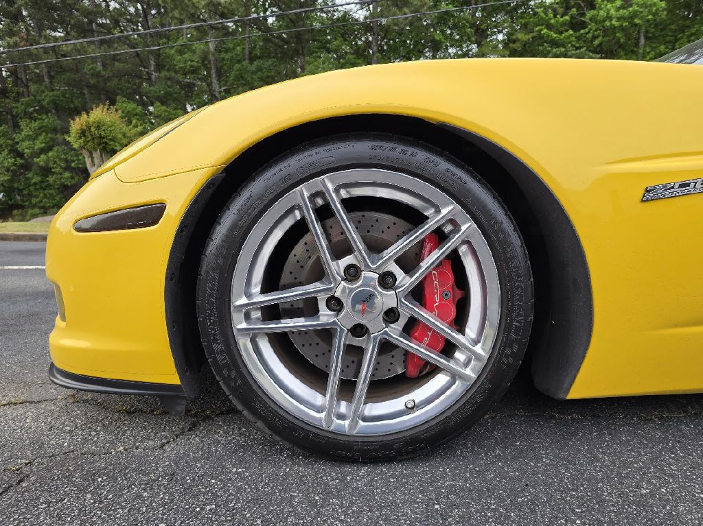 2006 Chevrolet Corvette Image 20
