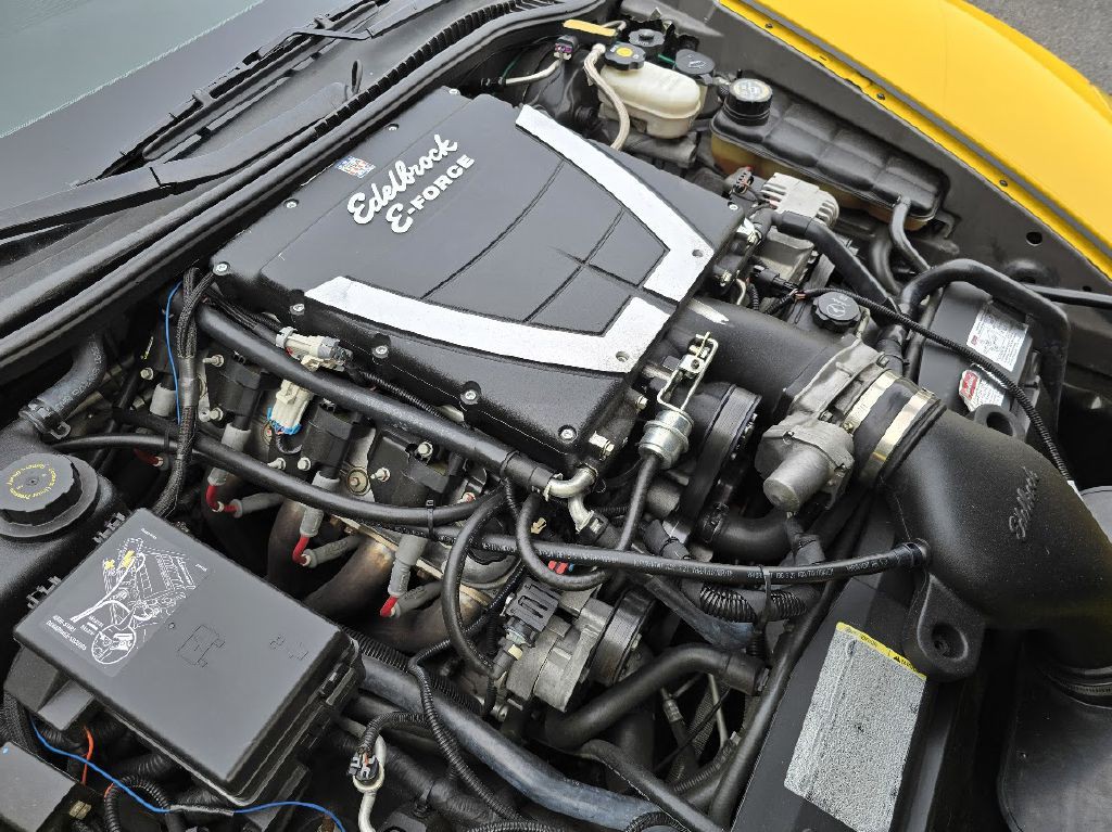 2006 Chevrolet Corvette Image 24