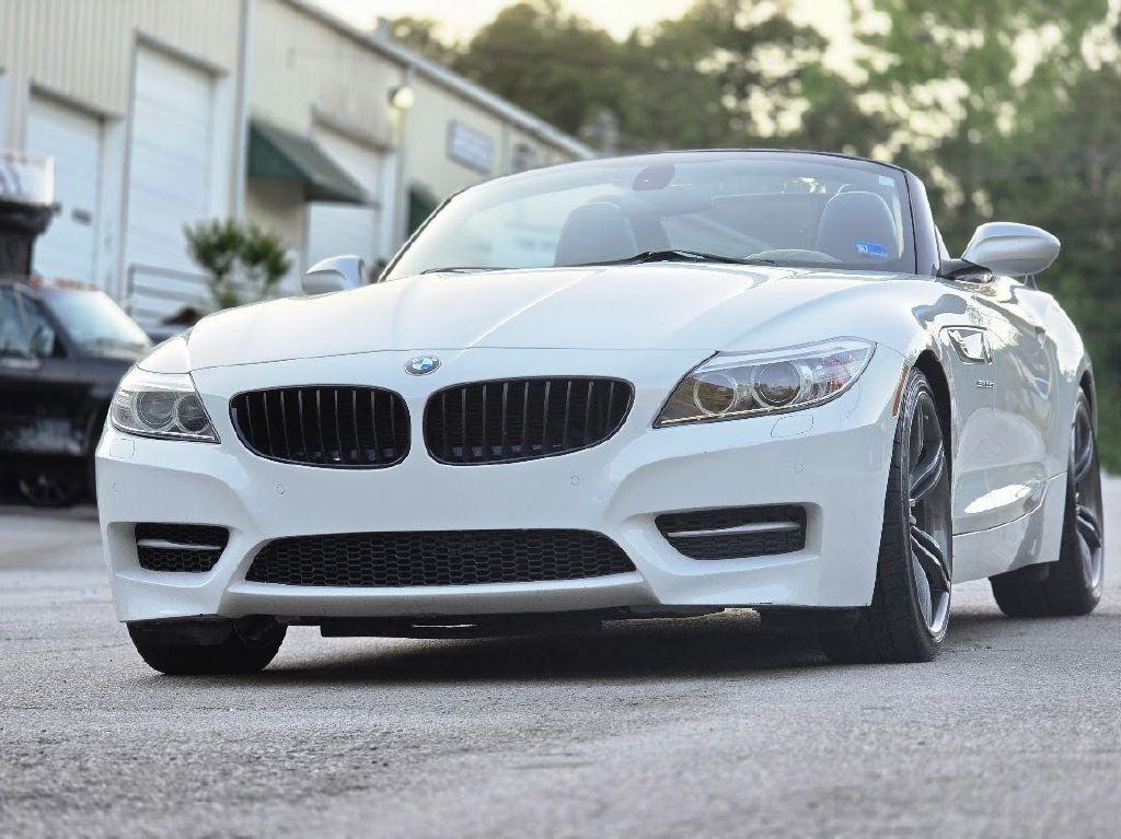 2015 BMW Z4 Image 18